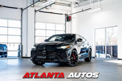 2021 Lamborghini Urus Graphite Capsule