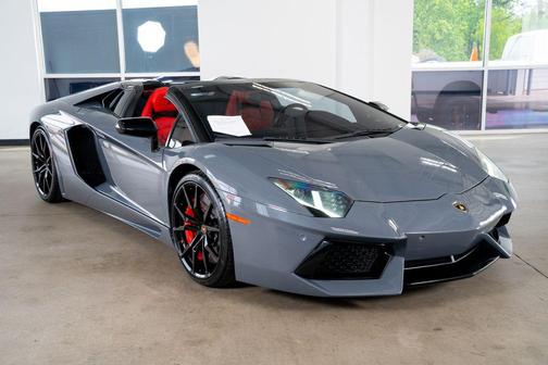 2013 Lamborghini Aventador LP700-4