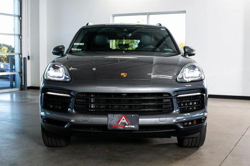 2022 Porsche Cayenne Cayenne