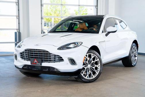 White 2021 Aston Martin DBX Base