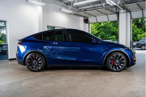 2023 Tesla Model Y Performance Dual Motor All-Wheel Drive