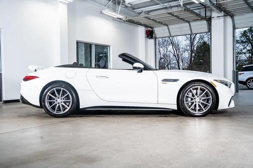 2023 Mercedes-Benz AMG SL 43 Base