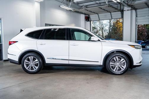 2023 Acura MDX Standard