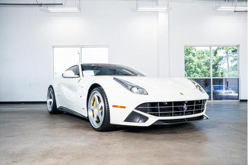 2015 Ferrari F12berlinetta Base