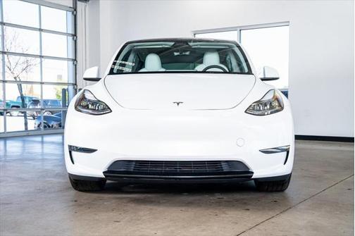 2024 Tesla Model Y Performance Dual Motor All-Wheel Drive