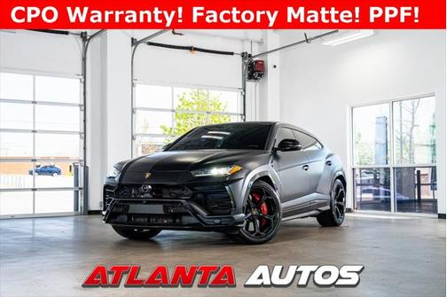 2022 Lamborghini Urus Graphite Capsule