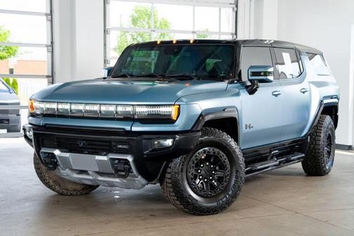 Neptune Blue Matte 2024 GMC HUMMER EV SUV 3X