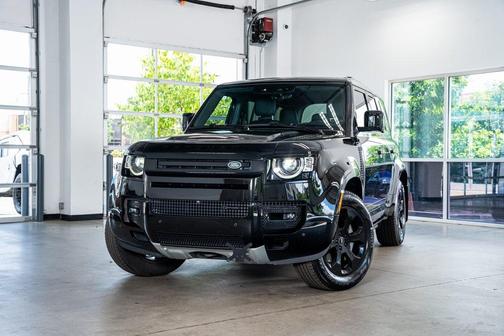2023 Land Rover Defender 110 X-Dynamic SE