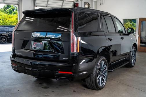 2025 Cadillac Escalade Sport