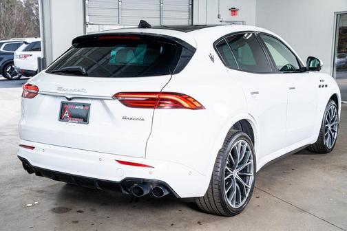 2023 Maserati Grecale Modena