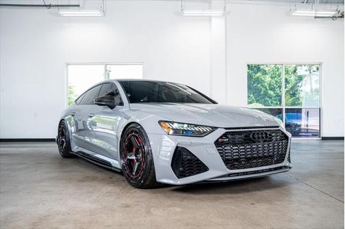 2021 Audi RS 7 4.0T