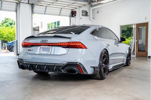 2021 Audi RS 7 4.0T