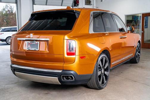 2023 Rolls-Royce Cullinan 
