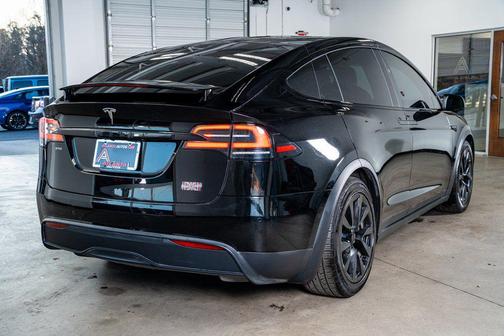 2022 Tesla Model X Plaid Tri Motor All-Wheel Drive