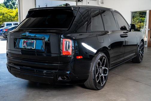 2023 Rolls-Royce Cullinan 