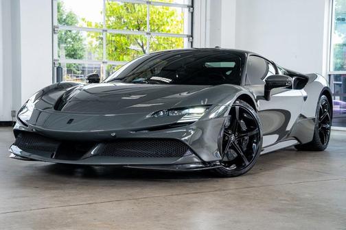 2022 Ferrari SF90 Stradale Base