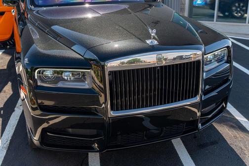 Black Diamond 2022 Rolls-Royce Cullinan