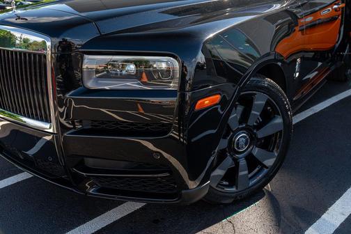 Black Diamond 2022 Rolls-Royce Cullinan