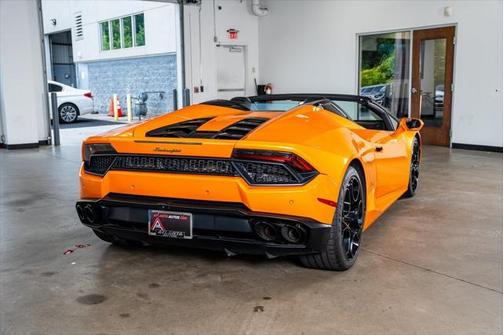 2017 Lamborghini Huracan LP580-2S