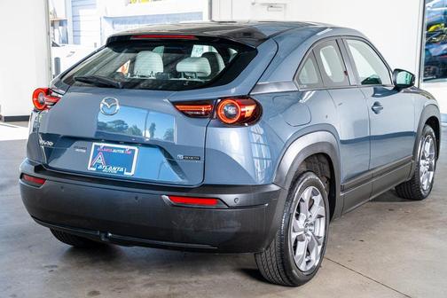2022 Mazda MX-30 Base