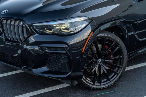 Black Sapphire Metallic 2022 BMW X6 xDrive40i