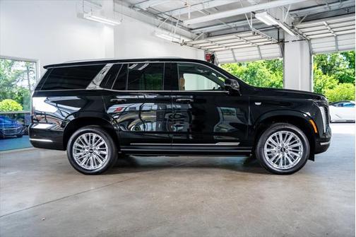 2025 Cadillac Escalade Premium Luxury