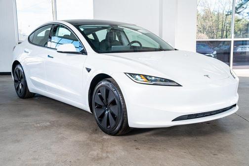 2025 Tesla Model 3 Long Range