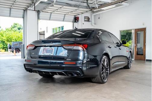 2023 Maserati Quattroporte Trofeo