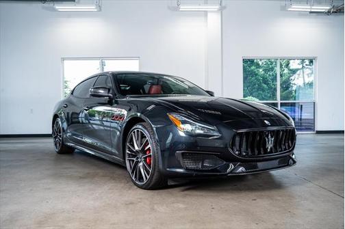 2023 Maserati Quattroporte Trofeo