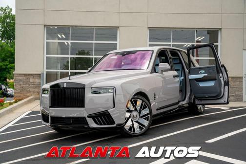 Gray 2025 Rolls-Royce Cullinan