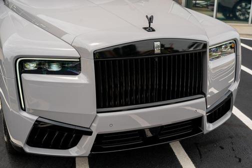 Gray 2025 Rolls-Royce Cullinan