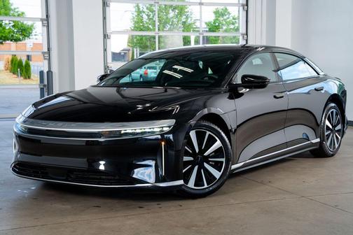 Infinite Black Metallic 2024 Lucid Air Pure