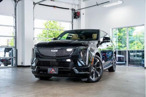 2025 Cadillac Escalade IQ Sport 2