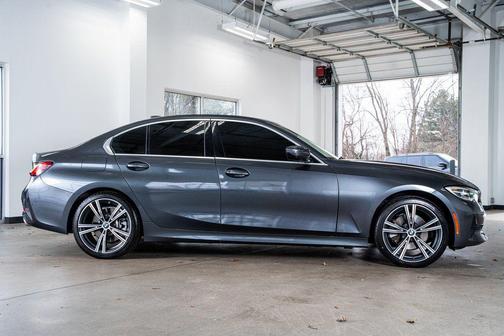 2020 BMW 330 330i