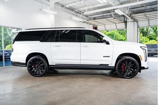 2025 Cadillac Escalade ESV V-Series