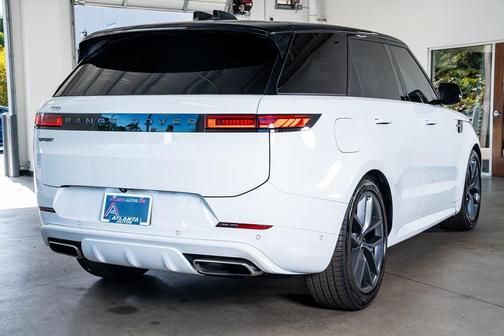 2024 Land Rover Range Rover Sport SE