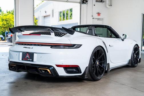 2022 Porsche 911 Turbo S