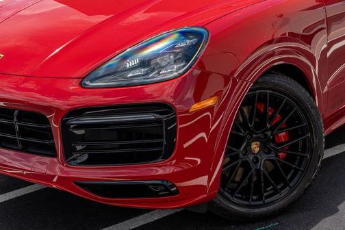 2021 Porsche Cayenne GTS