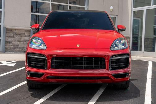 2021 Porsche Cayenne GTS
