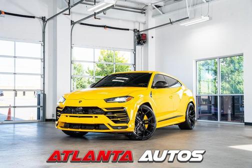 2021 Lamborghini Urus Graphite Capsule