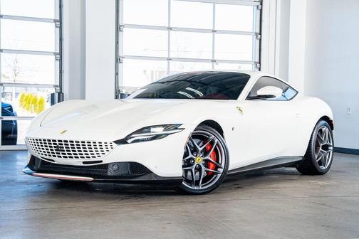 2023 Ferrari Roma Base