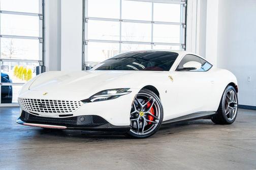 2023 Ferrari Roma Base