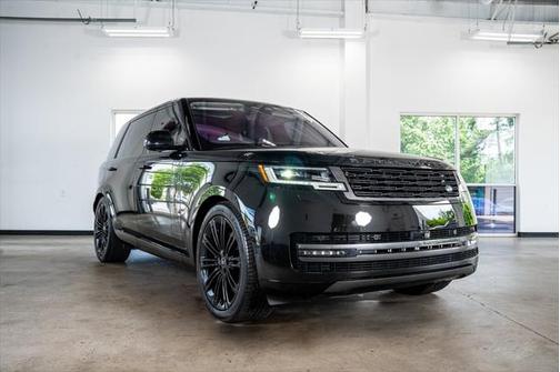 2023 Land Rover Range Rover P530 SE