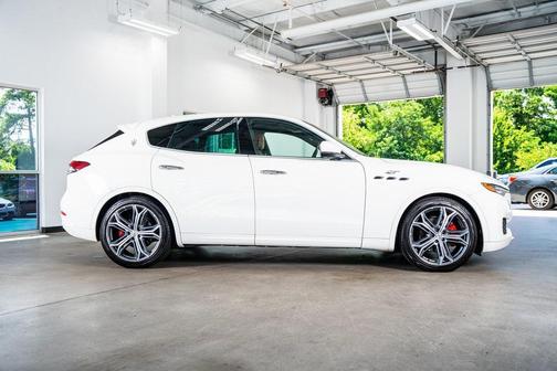 2023 Maserati Levante GT