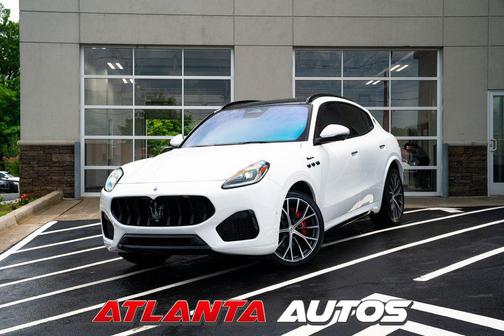 Bianco 2023 Maserati Grecale Modena