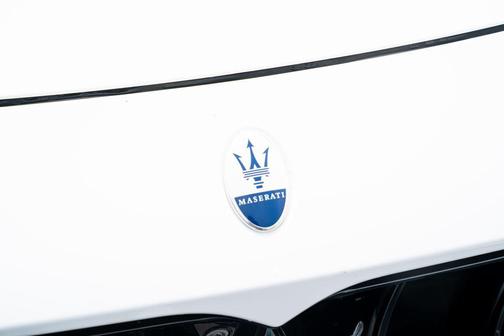 Bianco 2023 Maserati Grecale Modena