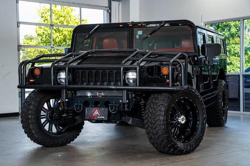 2002 Hummer H1 Enclosed
