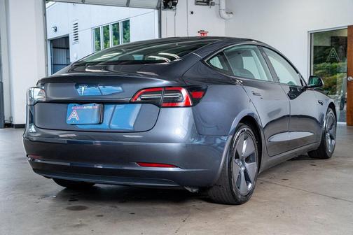 2023 Tesla Model 3 Standard Range