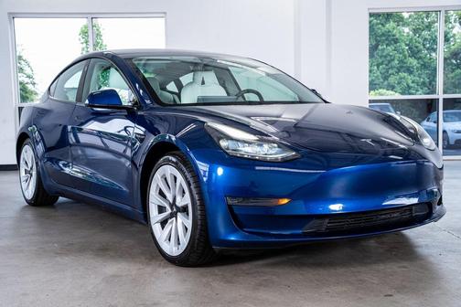 2021 Tesla Model 3 Standard Range Plus