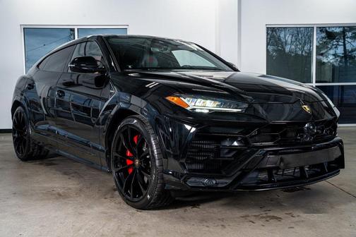 2021 Lamborghini Urus 